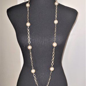 Vintage Pearl/Silver-Toned Necklace